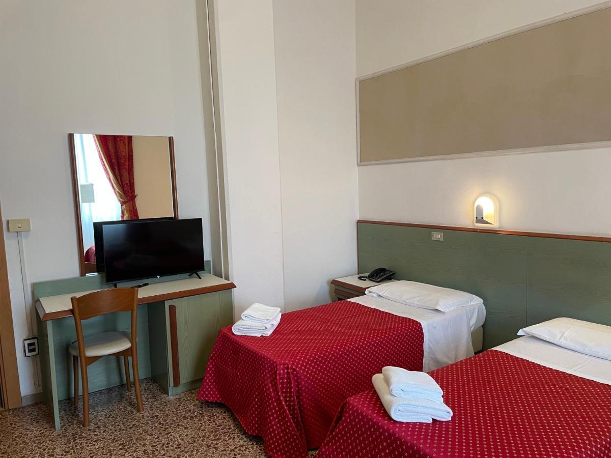 Triple Room with Garden View,1360103252:JPEG