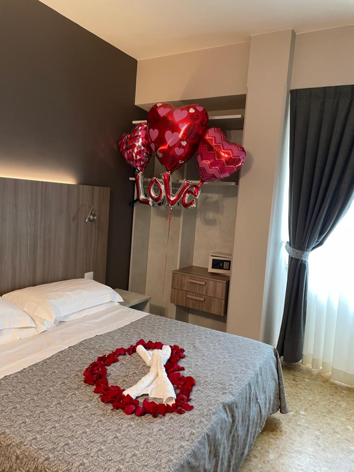 Double Room Balcony Sea View